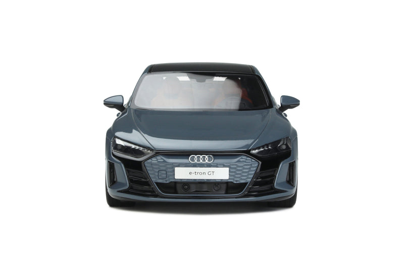 Audi e-tron GT 2021 kemora grey 1:18 - 75250