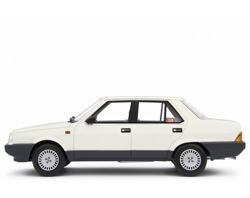 Fiat Regata 70S 1983 Bianco 1:18 - 75467