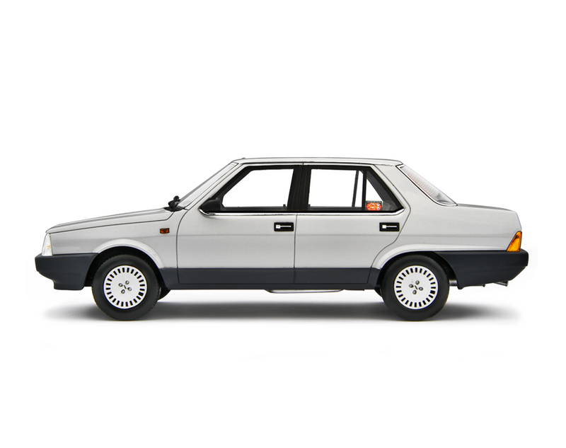 Fiat Regata 70S 1983 Argento 1:18 - 75482