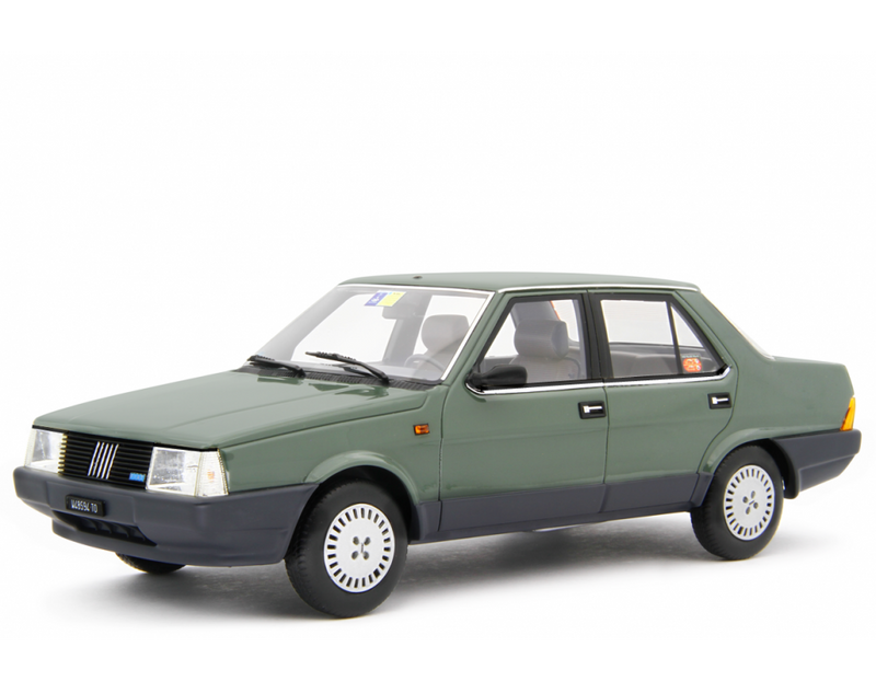 Fiat Regata 70S 1983 Verde 1:18 - 75487
