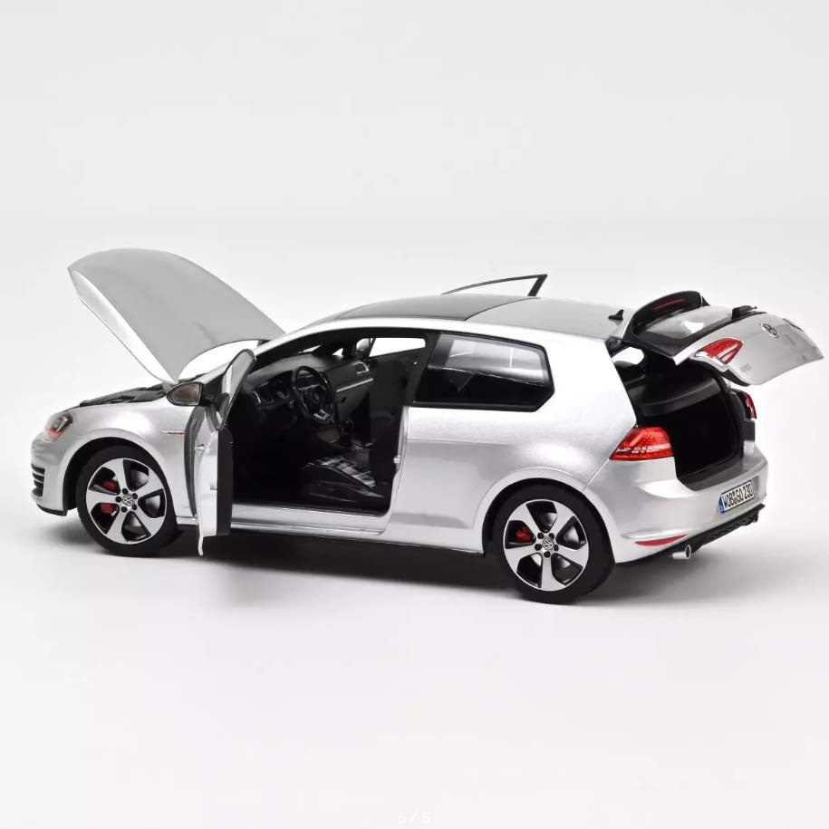 Volkswagen Golf GTI 2013 Reflex Silver 1:18 - 75494