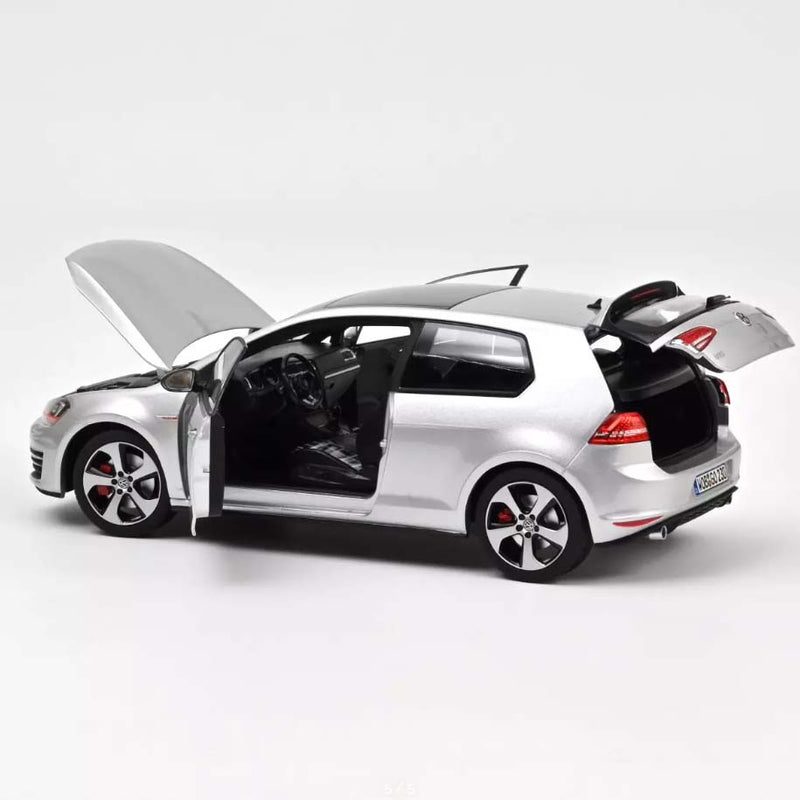 Volkswagen Golf GTI 2013 Reflex Silver 1:18 - 75494