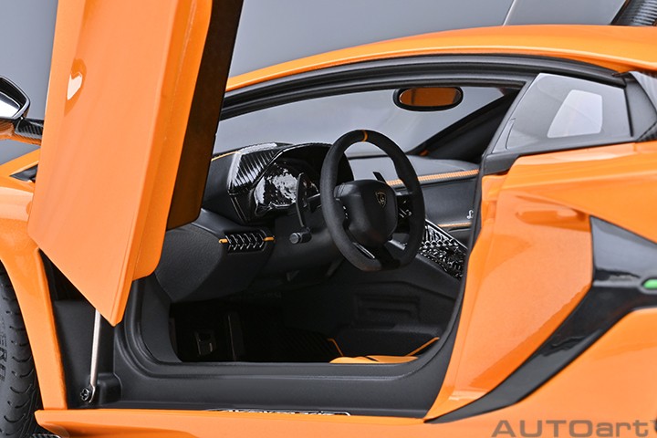 Lamborghini Aventador SVJ 2018 Arancio Atlas 1:18 - 75641
