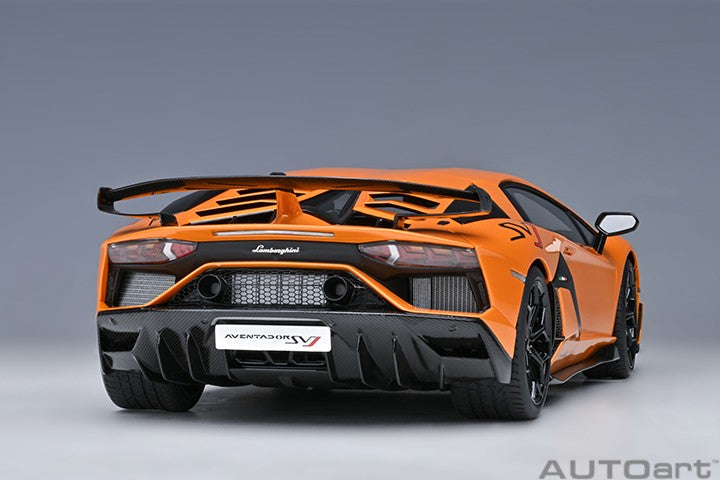 Lamborghini Aventador SVJ 2018 Arancio Atlas 1:18 - 75651
