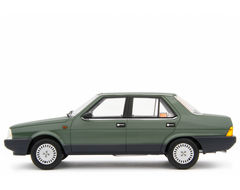 Fiat Regata 70S 1983 Verde 1:18 - 76184