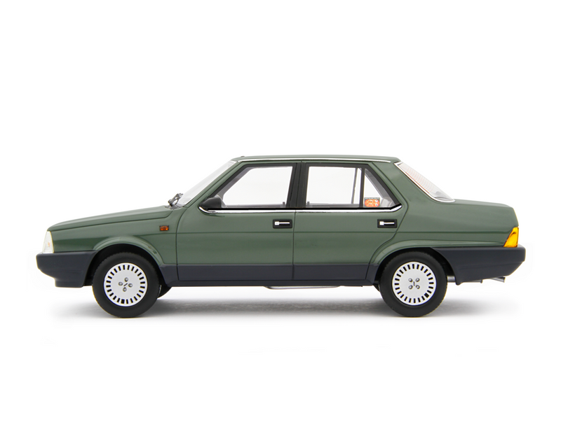 Fiat Regata 70S 1983 Verde 1:18 - 76189