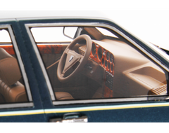 Lancia Thema 8.32 Ferrari 1986 Verde Reflex 1:18 - 76213