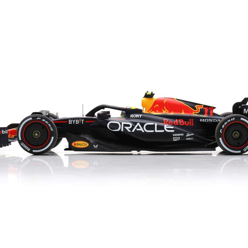 Red Bull Racing RB19 Winner Saudi Arabian GP 2023 Sergio Perez 1:18 - 76285