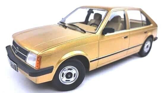 Opel Kadett D 1984 Gold Metallic 1:18 - 76332