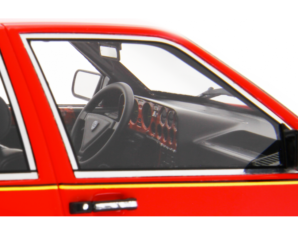 Lancia Thema 8.32 Ferrari 1986 Rosso Ferrari 1:18 - 76606