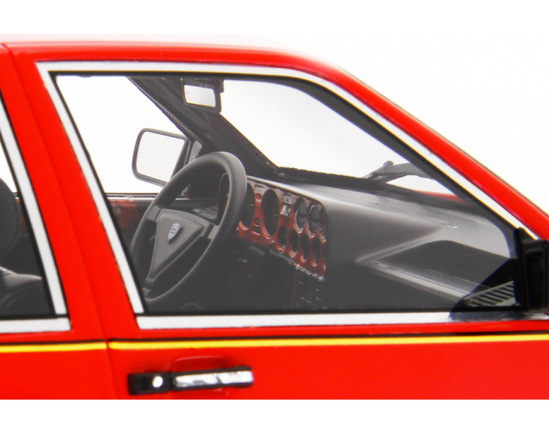 Lancia Thema 8.32 Ferrari 1986 Rosso Ferrari 1:18 - 76606