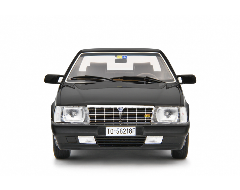 Lancia Thema 8.32 Ferrari 1986 Nero Ebano 1:18 - 76616