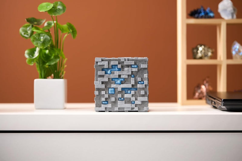 Minecraft Illuminating Diamond Ore Cube 10x10x10cm - 77019