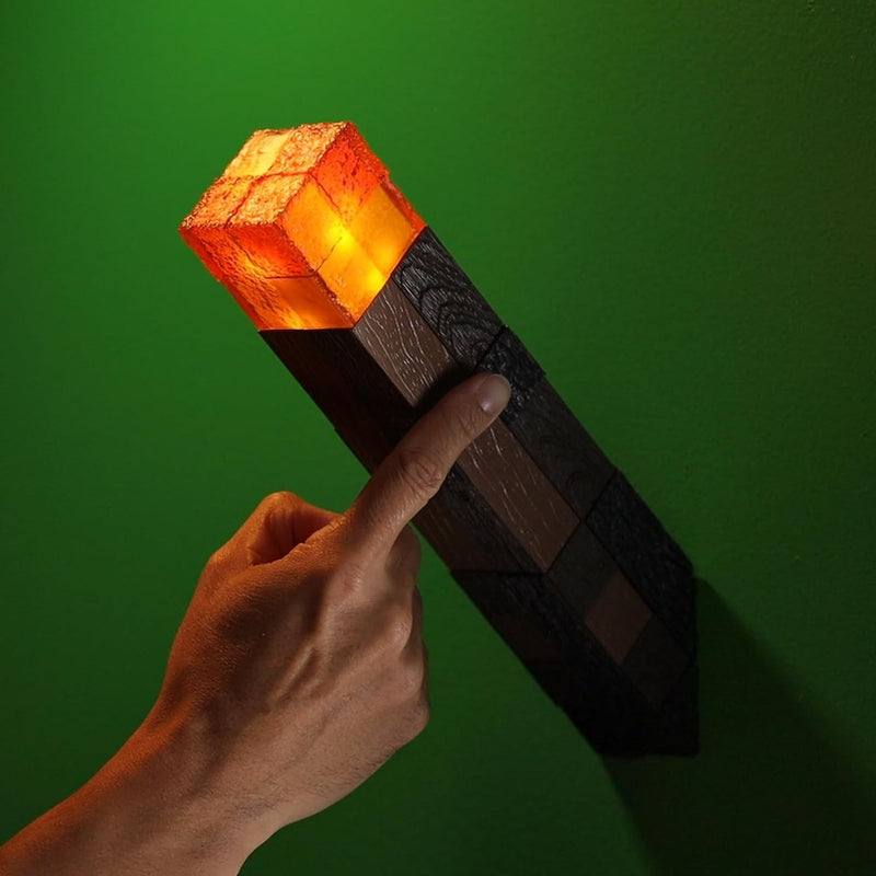 Minecraft Illuminating Torch 5*5*25cm/h - 77041