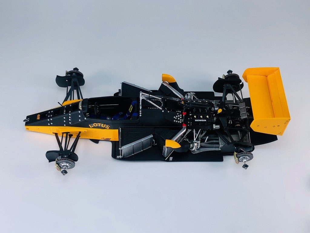 Lotus Honda 99T F1 1987 Monaco GP Ayrton Senna Model Kit 1:12 - 77060