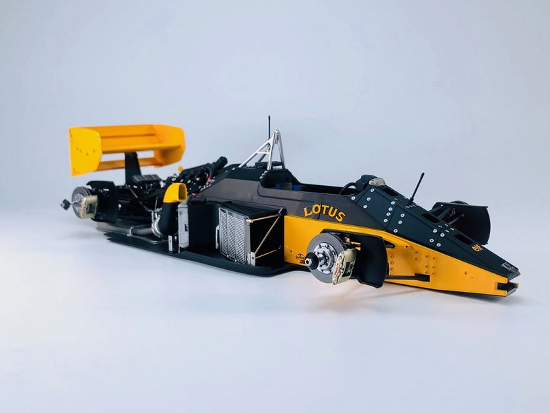 Lotus Honda 99T F1 1987 Monaco GP Ayrton Senna Model Kit 1:12 - 77063