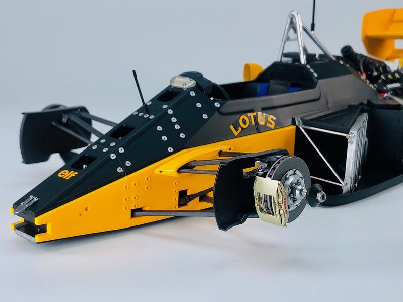Lotus Honda 99T F1 1987 Monaco GP Ayrton Senna Model Kit 1:12 - 77085