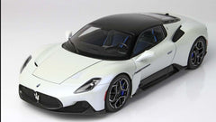 Maserati MC20 2023 Bianco Audace 1:18 - 77908