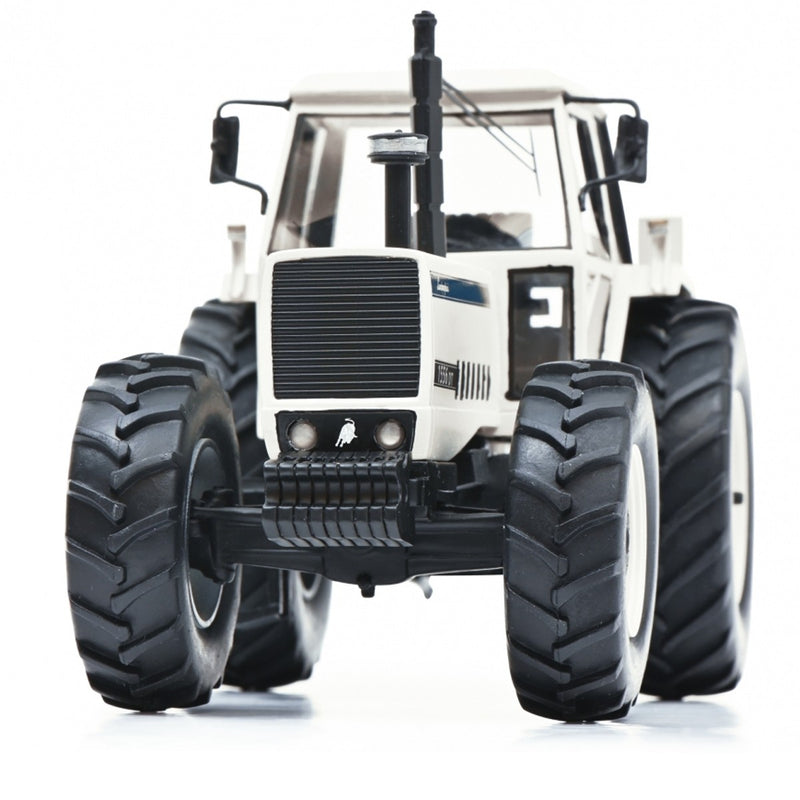 Lamborghini 1556 DT white 1:18 - 78369