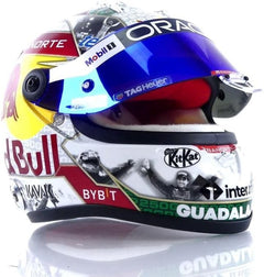 Sergio Perez Casco Schuberth 250GP Singapore 2023 Red Bull Racing Oracle 1:2 - 79357