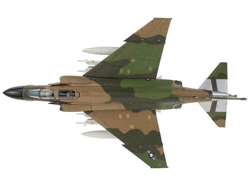 F-4C Phantom II 64-0776 389th TFS "The Gunfighters" May 1967 (flown by Lt Col Robert Titus and 1st Lt. Milan Zimer) 1:72 - 79500