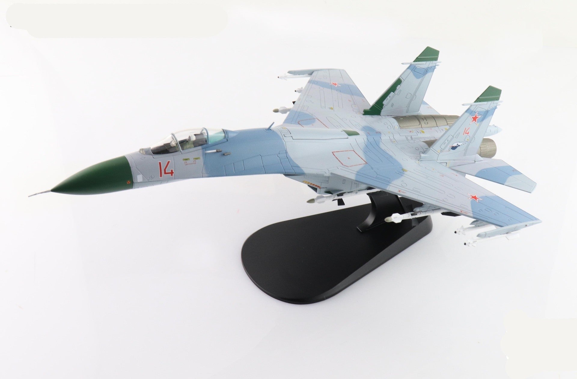 Sukhoi Su-27 Flanker B (early type) Red 14 Russian Air Force 1990 1:72 - 79539