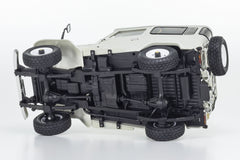 Toyota Land Cruiser 40 Van (BJ42V) White 1:18 - 79693