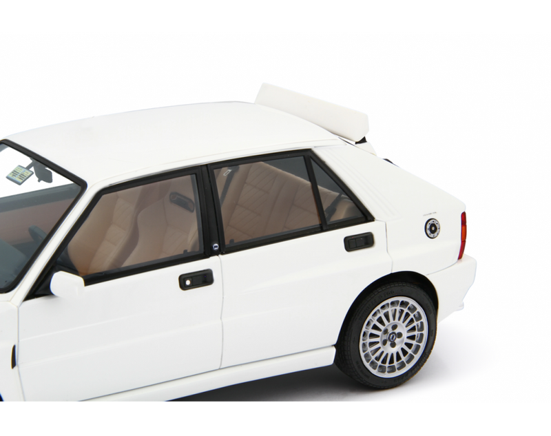 Lancia Delta HF Integrale Evo II 1992-94 Bianco 1:18-7