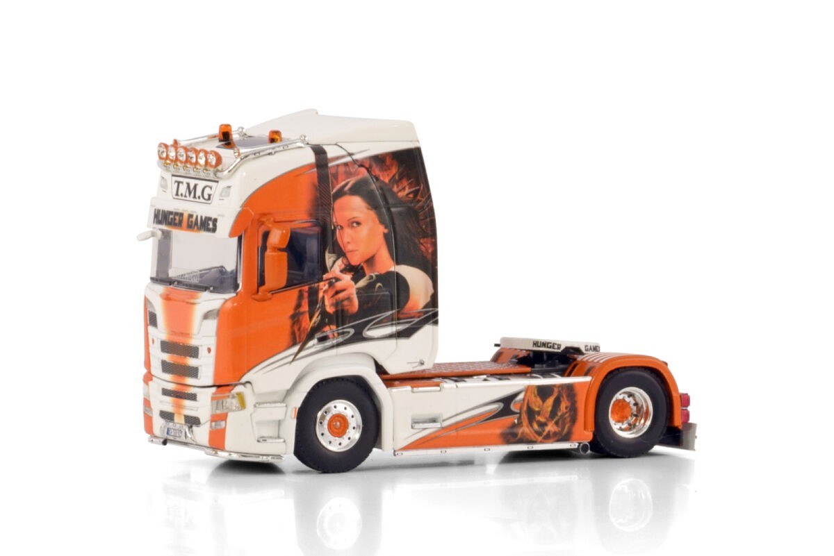 Scania R Higline CR20H 4x2 "Transport T.M.G" (F) 1:50 - 80071