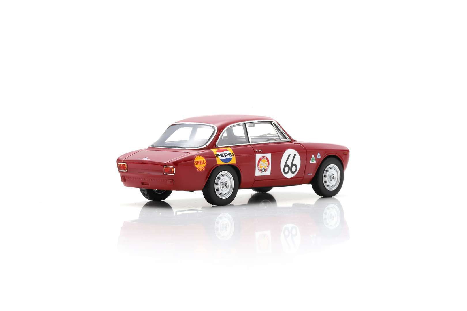 Alfa Romeo GTA No.66 Team Hong Kong Singapore GP 1967 Albert Poon 1:43 - 80087