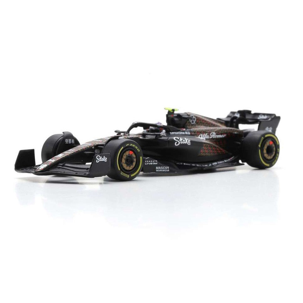 Alfa Romeo F1 Team KICK C43 F1 Las Vegas GP 2023 Zhou Guanyu 1:64 - 81143