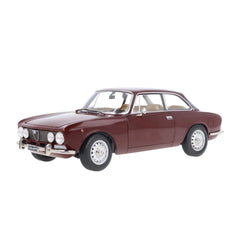 Alfa Romeo 2000 GTV 1973 Brown 1:18 - 81231