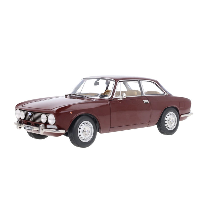 Alfa Romeo 2000 GTV 1973 Brown 1:18 - 81231