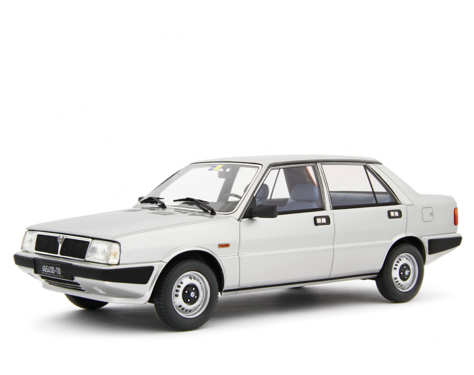 Lancia Prisma 1300 (Intermedia) 1985 Argento 1:18 - 81354