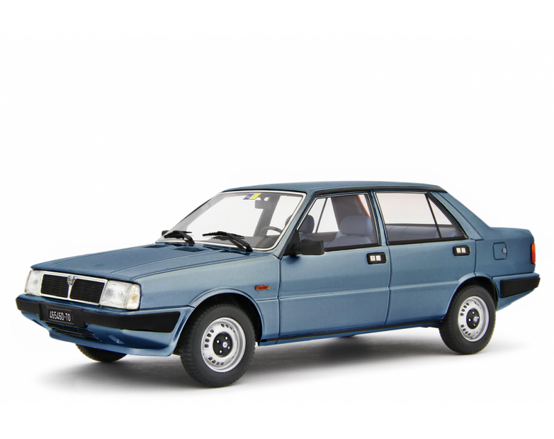 Lancia Prisma 1300 (Intermedia) 1985 Blu Metallizzato 1:18 - 81376