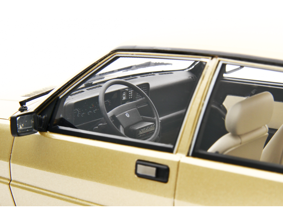 Lancia Prisma 1300 (Intermedia) 1985 Beige Metallizzato 1:18 - 81389