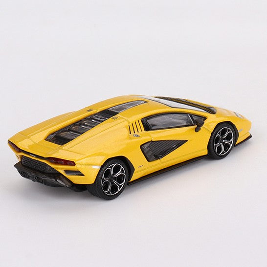Lamborghini Countach LPI 800-4 New Giallo Orion 1:64 - 81656