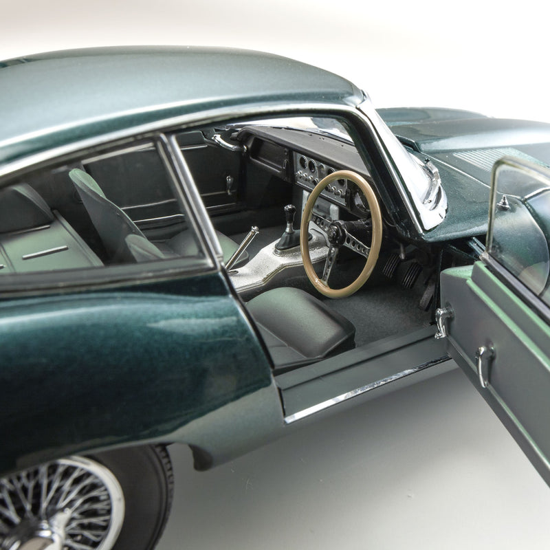 Jaguar E Type RHD 1961 coupe series 3.8 Green 1:18 - 81724