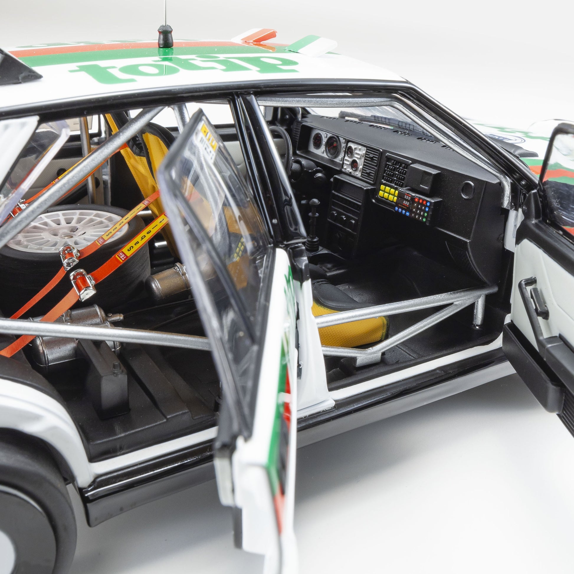 Lancia Delta HF 4WD Winner Targa Florio Rally 1987 Jolly Club Totip Giuseppe Cerri - Dario Cerrato 1:18 - 81735