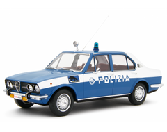 Alfa Romeo Alfetta 1.8 Polizia 1976 "Squadra Volante" Blu Militare 1:18 - 81797