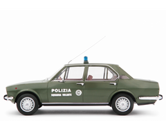 Alfa Romeo Alfetta 1.8 Polizia 1973 "Squadra Volante " Verde Militare 1:18 - 81822