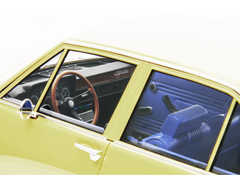 Alfa Romeo Alfetta 1.8 1972 Giallo Piper 1:18 - 81850