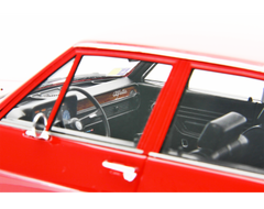 Alfa Romeo Alfetta 1.6 1975 Rosso Alfa 1:18 - 81878