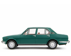 Alfa Romeo Alfetta 1.8 1972 Verde Pino 1:18 - 81903