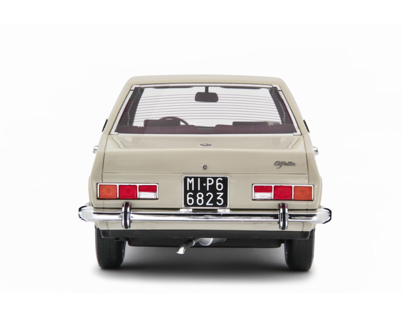 Alfa Romeo Alfetta 1.8 1972 Beige Cava 1:18 - 81918