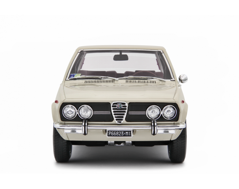 Alfa Romeo Alfetta 1.8 1972 Beige Cava 1:18 - 81919