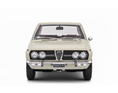 Alfa Romeo Alfetta 1.8 1972 Beige Cava 1:18 - 81919
