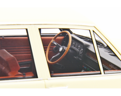 Alfa Romeo Alfetta 1.8 1972 Beige Cava 1:18 - 81921