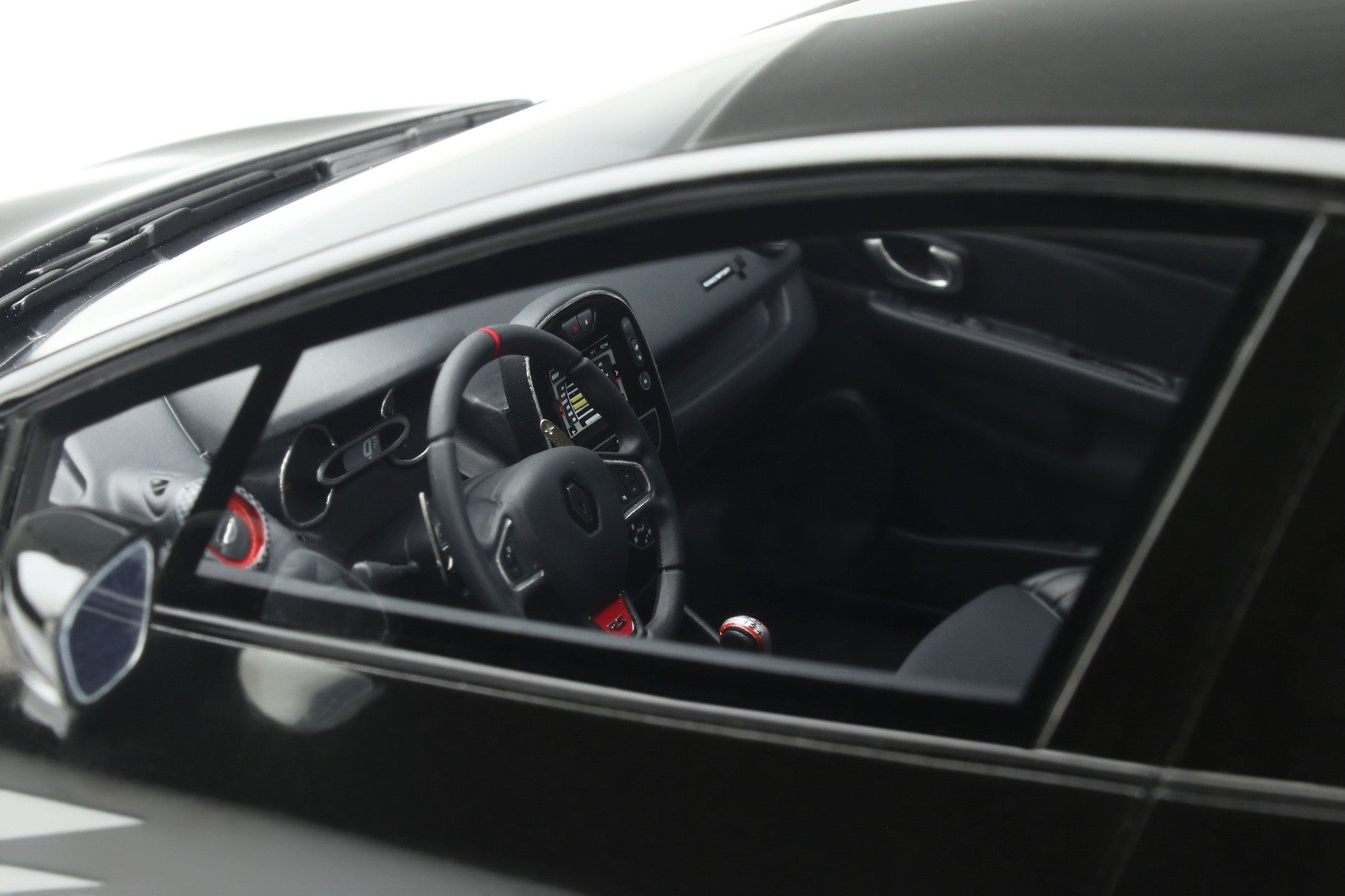 Renault Clio 4 R.S. 18  Deep Black 1:18 - 81951