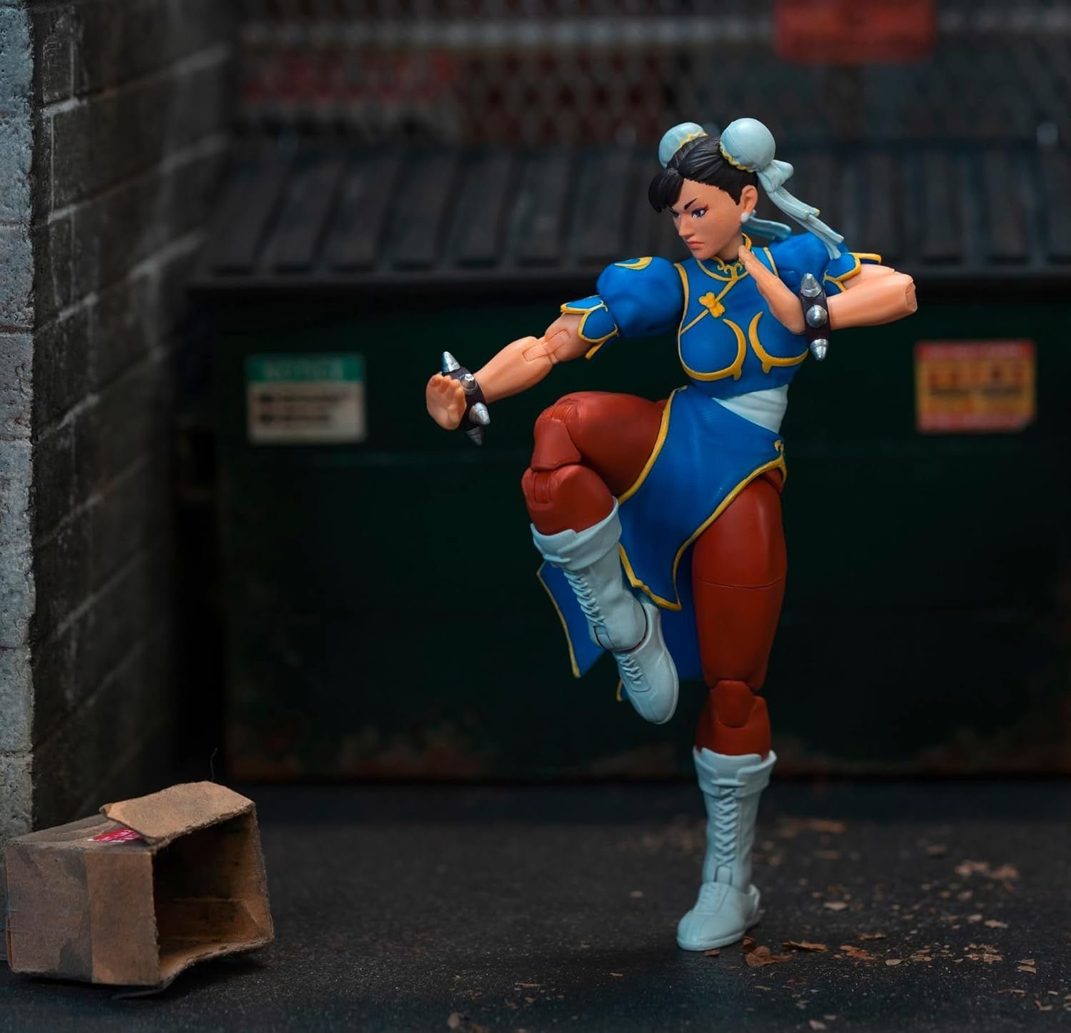 Street Fighter 2: Chun-Li De Luxe Action Figure scale 1:12 - 82027
